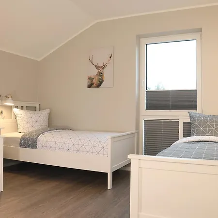 Am Mueritz Nationalpark, 17 Gaeste, Sauna Apartment Boek