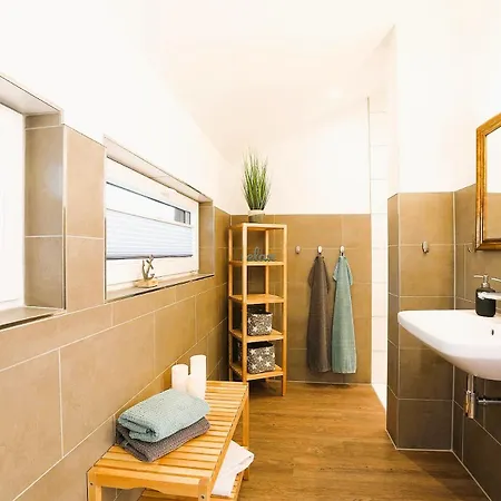 Traumvilla Am Mueritz Nationalpark, 20 Gaeste, Sauna Lägenhet