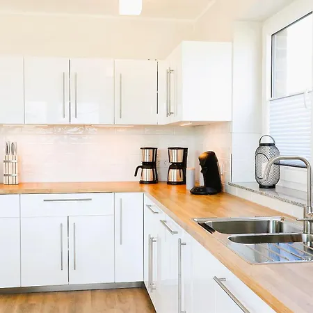 Traumvilla Am Müritz Nationalpark, 17 Gäste, Sauna Apartment Boek