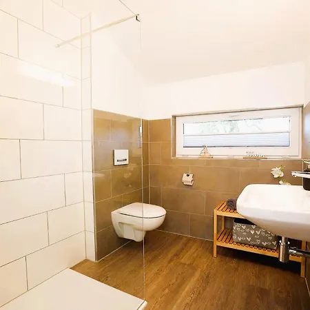 Traumvilla Am Mueritz Nationalpark, 17 Gaeste, Sauna Boek