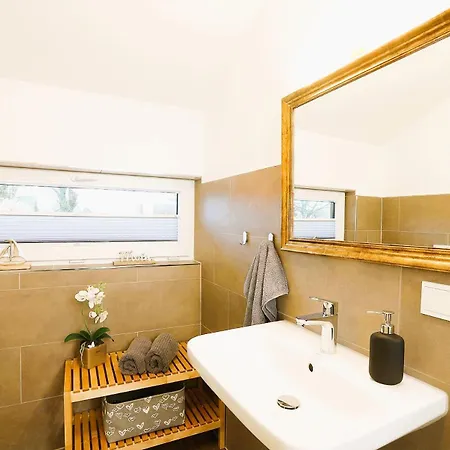 Traumvilla Am Mueritz Nationalpark, 17 Gaeste, Sauna * Boek