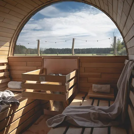 Traumvilla Am Müritz Nationalpark, 17 Gäste, Sauna Apartment Boek