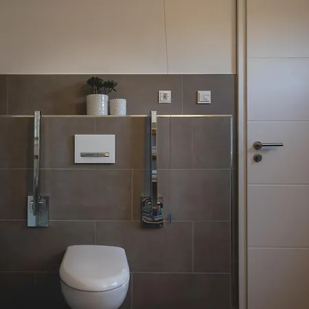 Traumvilla Am Müritz Nationalpark, 17 Gäste, Sauna Apartment