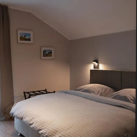 Traumvilla Am Müritz Nationalpark, 17 Gäste, Sauna * Boek