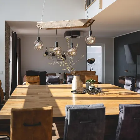 Traumvilla Am Müritz Nationalpark, 17 Gäste, Sauna Boek