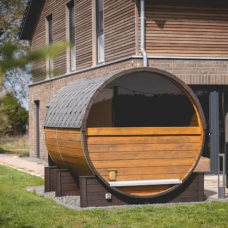Traumvilla Am Müritz Nationalpark, 17 Gäste, Sauna